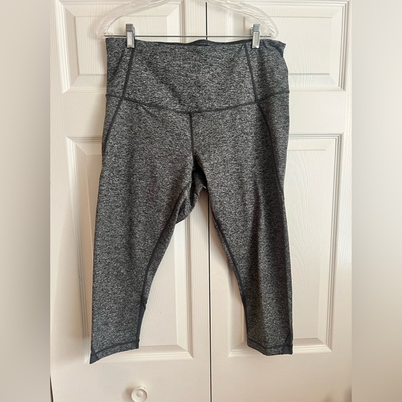 Zella Charcoal Heather Crop Leggings - Picture 3 of 5